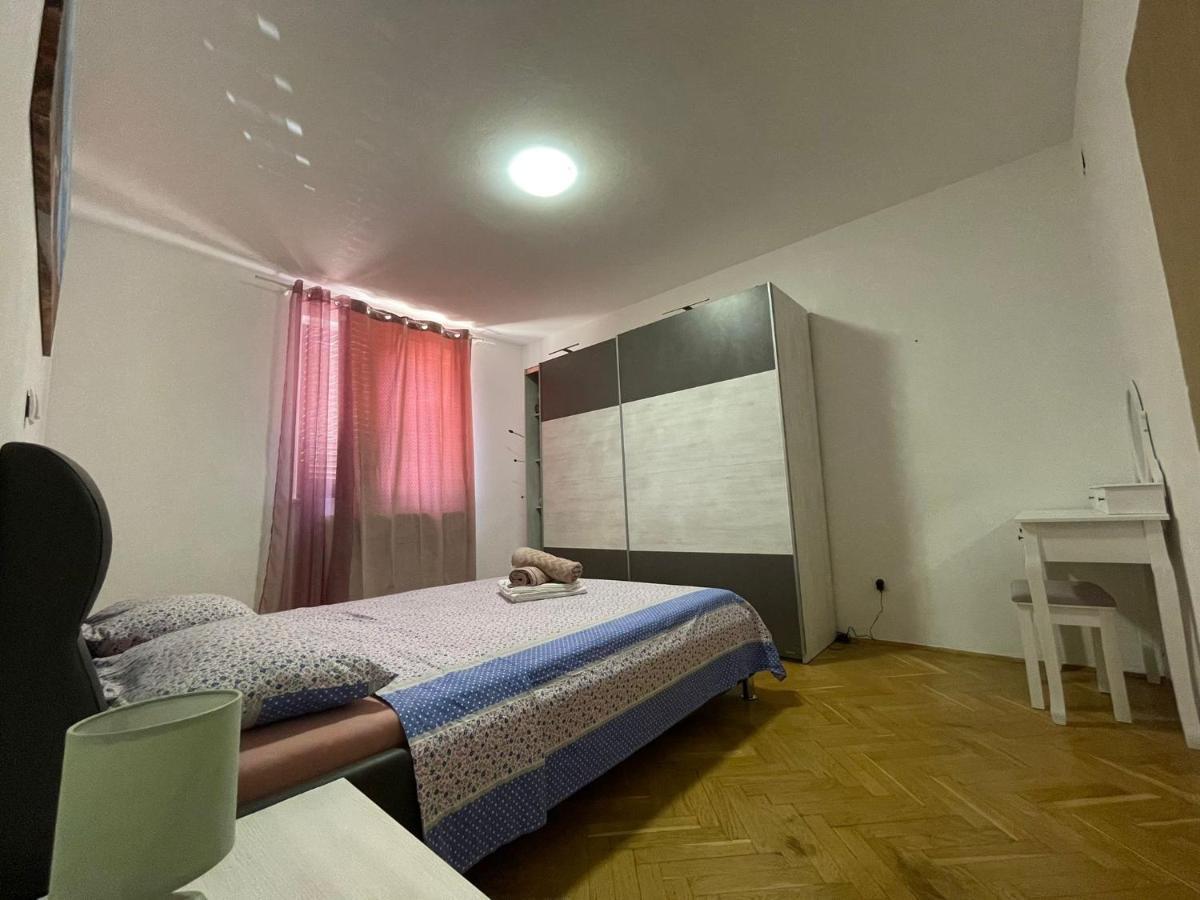 Apartments Fratelli Malinska Exteriér fotografie