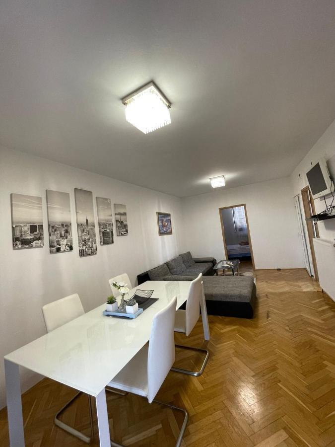 Apartments Fratelli Malinska Exteriér fotografie