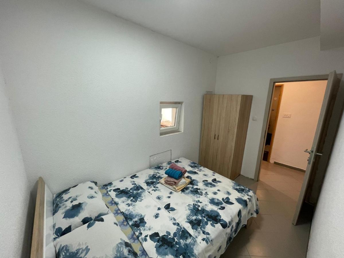 Apartments Fratelli Malinska Exteriér fotografie